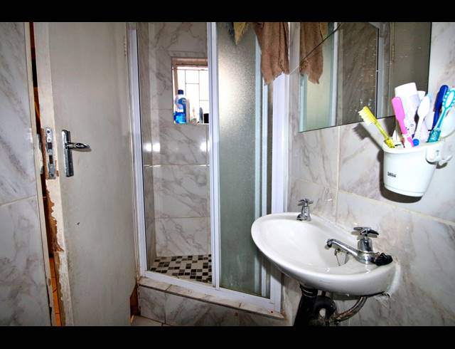 2 BEDROOM TOWNHOUSE FOR SALE IN EDLEEN